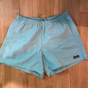 Patagonia baggies 5’